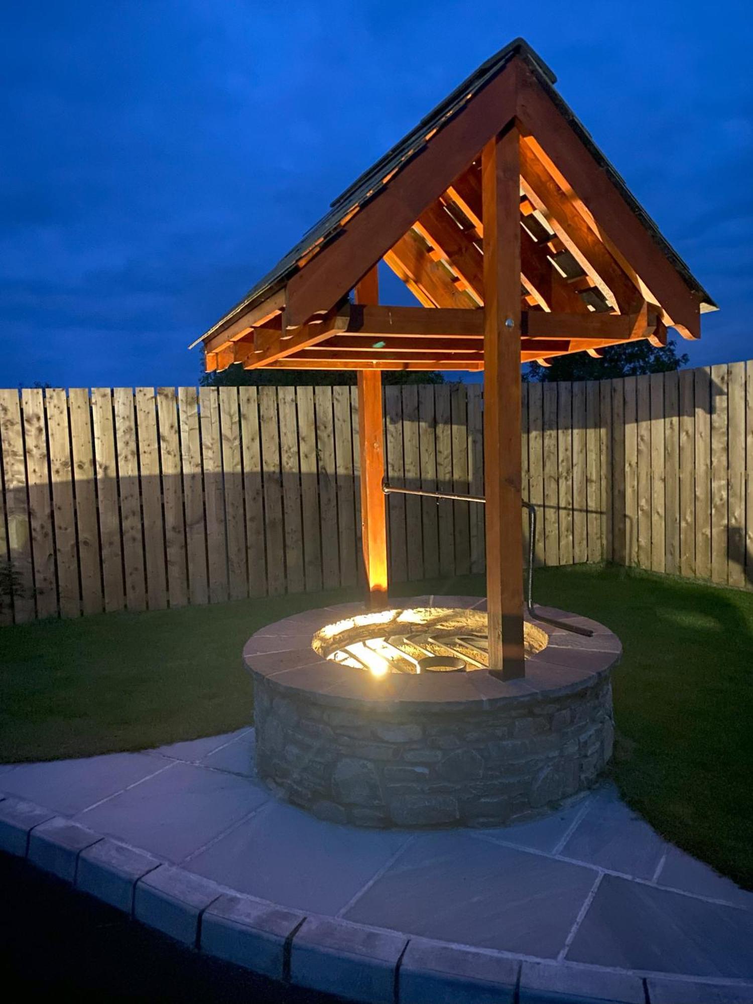 The Gate Lodge At Dunnanew - 4 Star- Sleeps 5 Seaforde Exterior photo