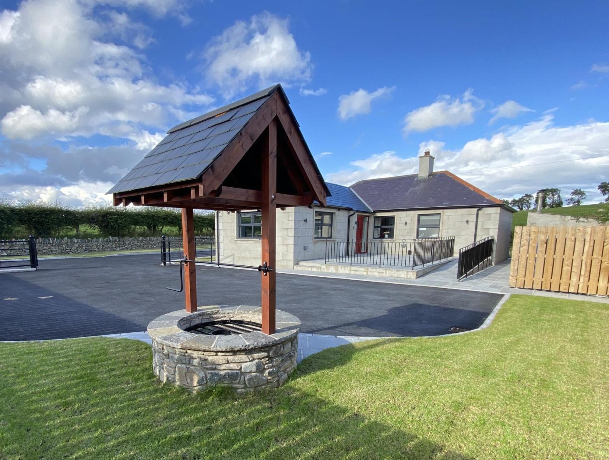 The Gate Lodge At Dunnanew - 4 Star- Sleeps 5 Seaforde Exterior photo